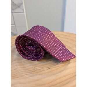HUGO BOSS Made In Italy Silk Necktie Burgundy Diamond Pattern Dress Tie